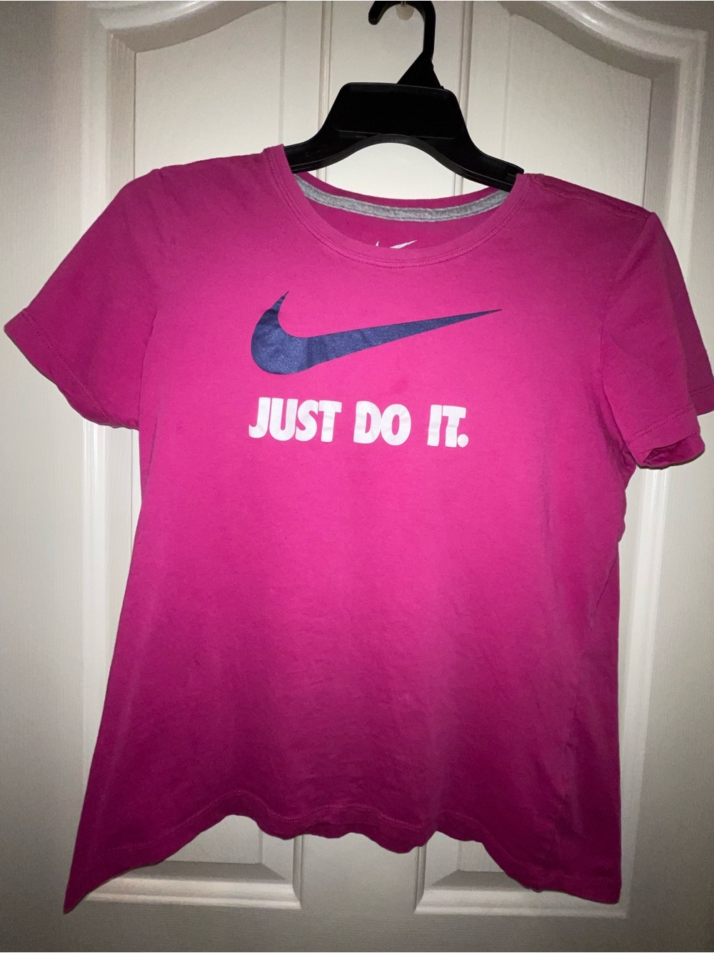 Nike Slim Fit Magenta Women’s XL Just Do It Swoosh T-Shirt 100% Cotton Tee Shirt